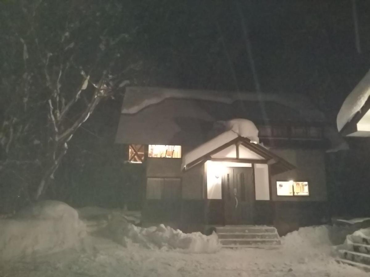 Kudo'S Lodge Χακούμπα Εξωτερικό φωτογραφία